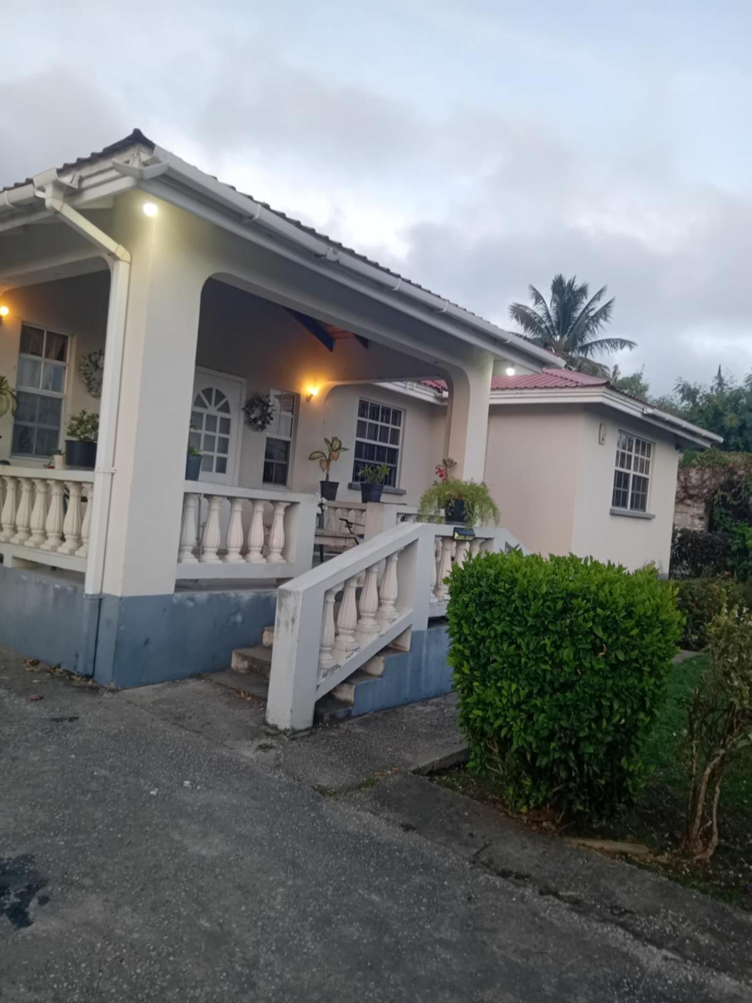 Chandler Homestay เซนต์ฟิลิป ภายนอก รูปภาพ